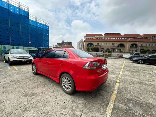 MITSUBISHI三菱 LANCER FORTIS  第3張相片