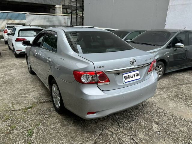 TOYOTA豐田 ALTIS  第3張相片