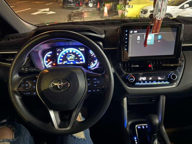 TOYOTA豐田 COROLLA CROSS HYBRID  第8張相片