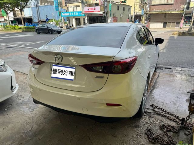 MAZDA馬自達 MAZDA 3  第4張相片