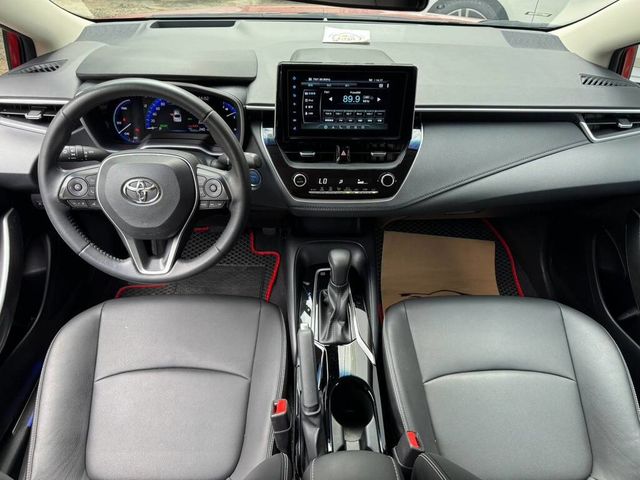 TOYOTA豐田 COROLLA ALTIS HYBRID  第5張相片