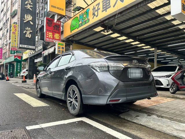TOYOTA豐田 ALTIS  第3張相片