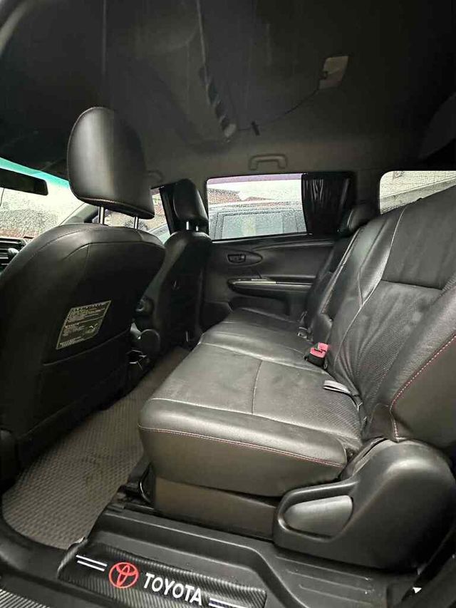 TOYOTA豐田 WISH  第6張相片
