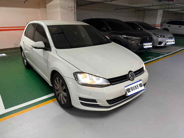 VOLKSWAGEN福斯 GOLF  第2張相片