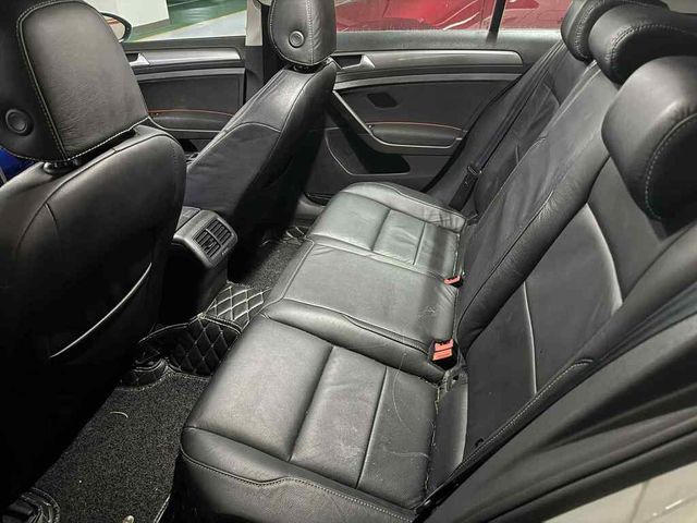 VOLKSWAGEN福斯 GOLF  第6張相片