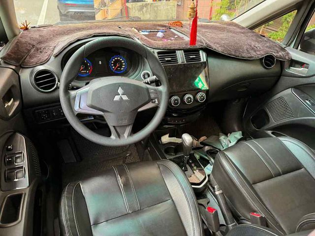 MITSUBISHI三菱 COLT PLUS  第5張相片