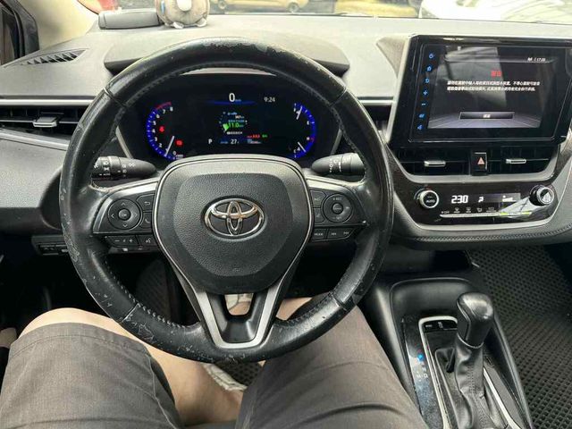 TOYOTA豐田 ALTIS  第6張相片