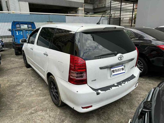TOYOTA豐田 WISH  第4張相片
