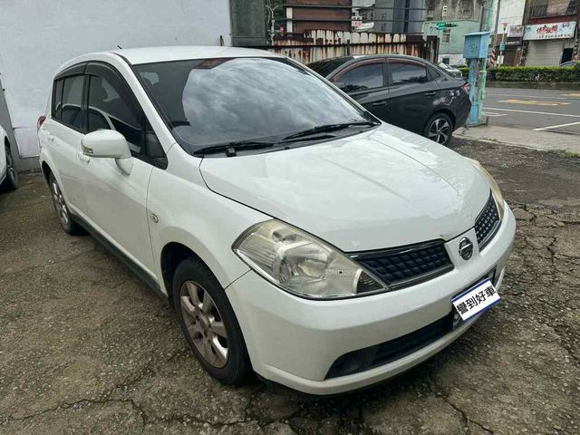 NISSAN日產 TIIDA  第2張相片