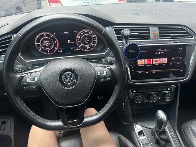 VOLKSWAGEN福斯 TIGUAN  第9張相片