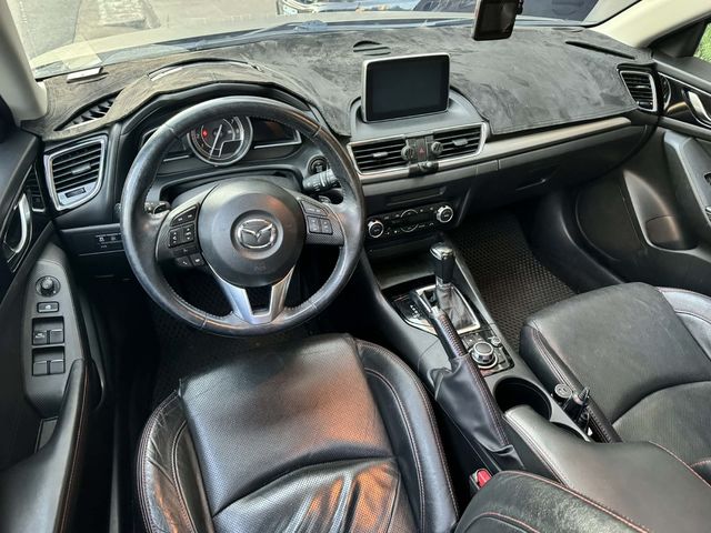 MAZDA馬自達 MAZDA 3  第5張相片