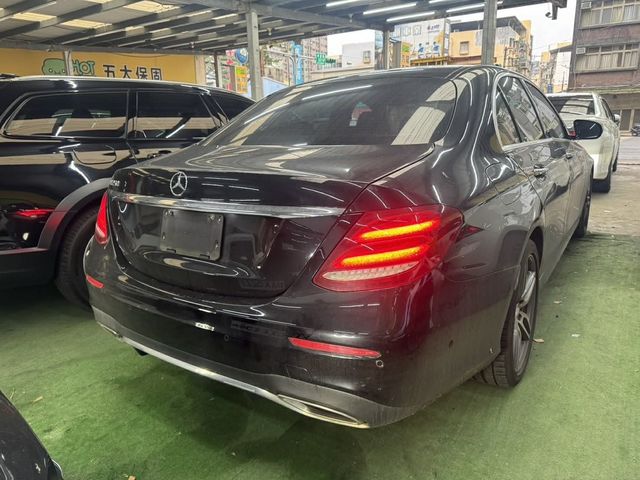 M-BENZ賓士 E250  第3張相片