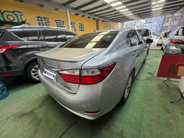 LEXUS凌志 ES300H  第3張相片