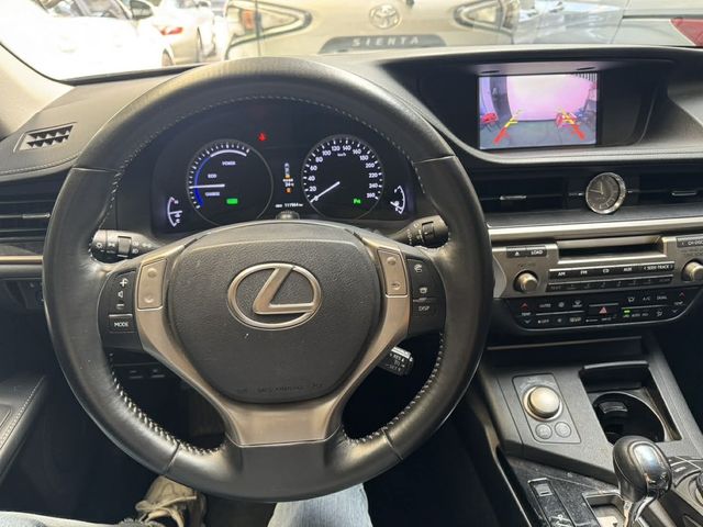 LEXUS凌志 ES300H  第8張相片