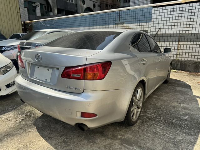 LEXUS凌志 IS250  第3張相片