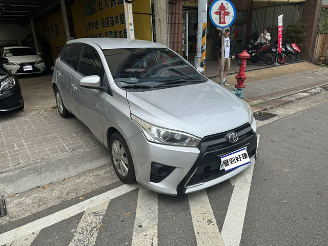 TOYOTA豐田 YARIS  第2張相片