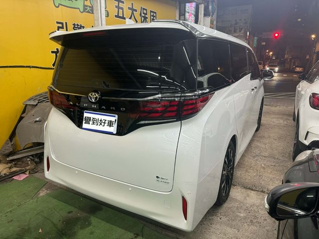 TOYOTA豐田 ALPHARD  第4張相片