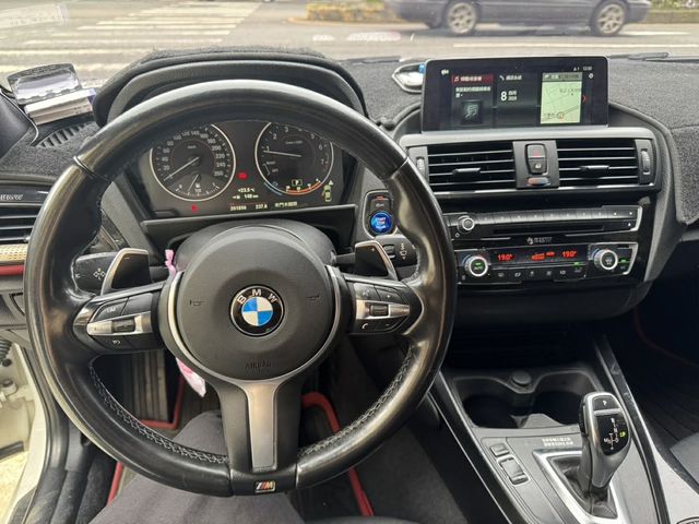 BMW寶馬 220I M SPORT  第7張相片