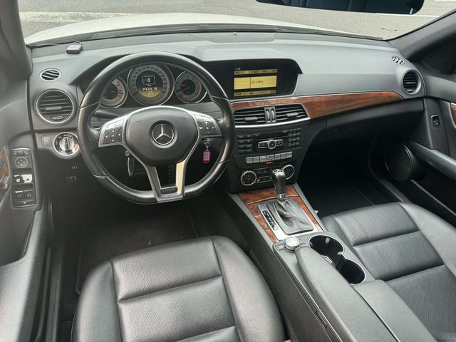 M-BENZ賓士 C250  第5張相片