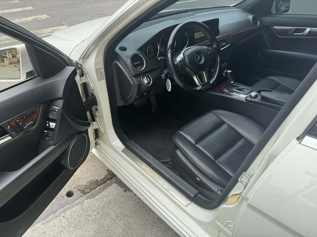 M-BENZ賓士 C250  第6張相片