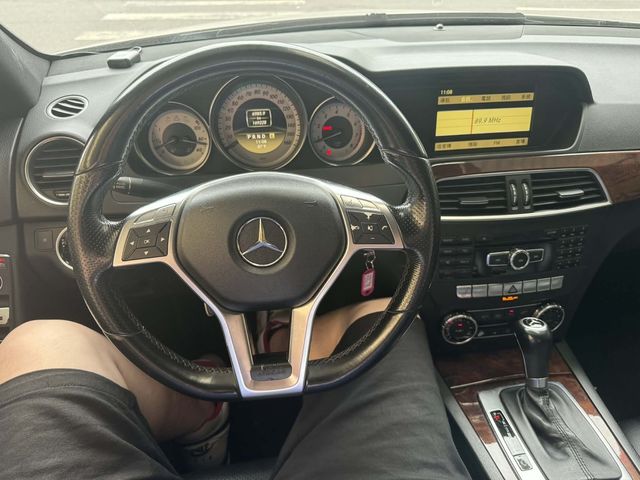 M-BENZ賓士 C250  第9張相片