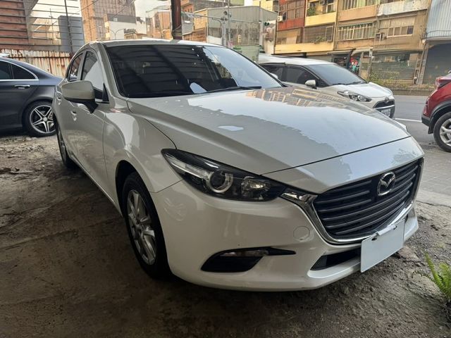 MAZDA馬自達 MAZDA 3  第2張相片