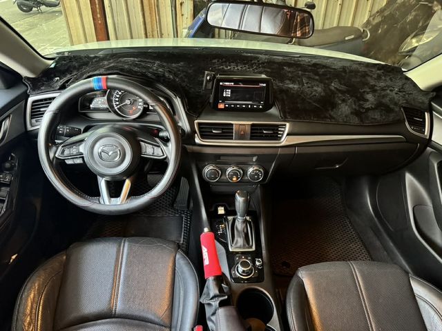 MAZDA馬自達 MAZDA 3  第5張相片