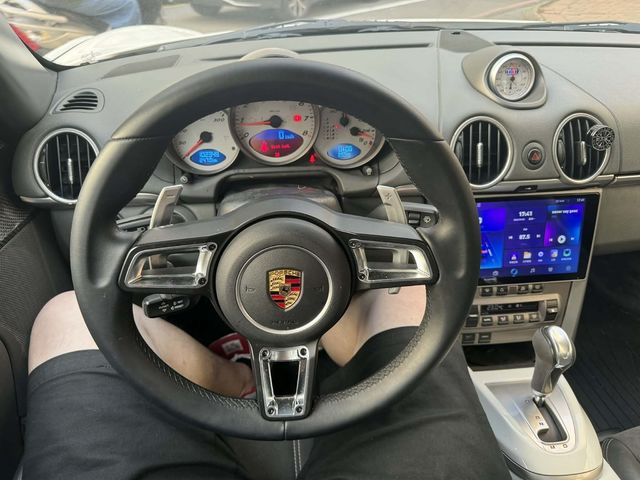 PORSCHE保時捷 CAYMAN  第8張相片