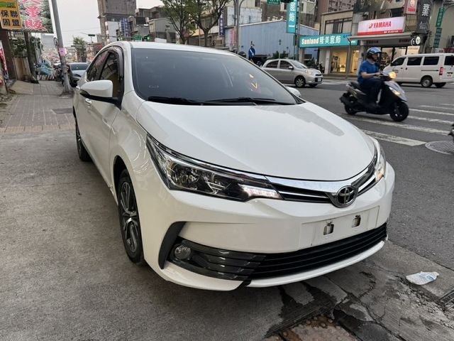 TOYOTA豐田 ALTIS  第2張相片