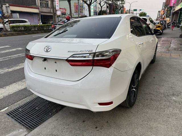 TOYOTA豐田 ALTIS  第3張相片