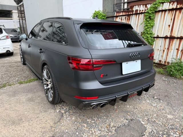 AUDI奧迪 S4 AVANT  第3張相片