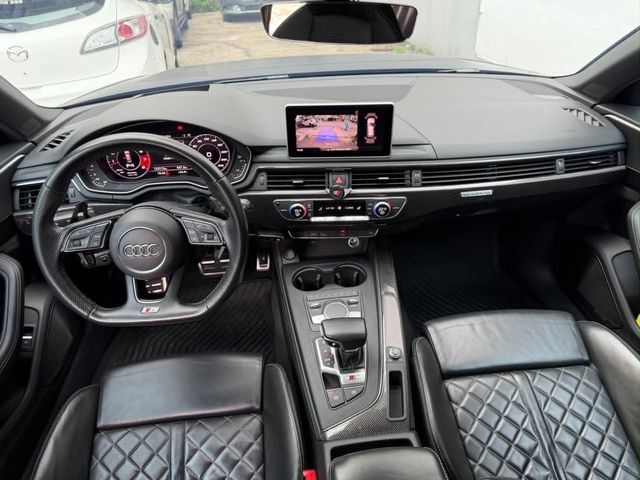 AUDI奧迪 S4 AVANT  第5張相片