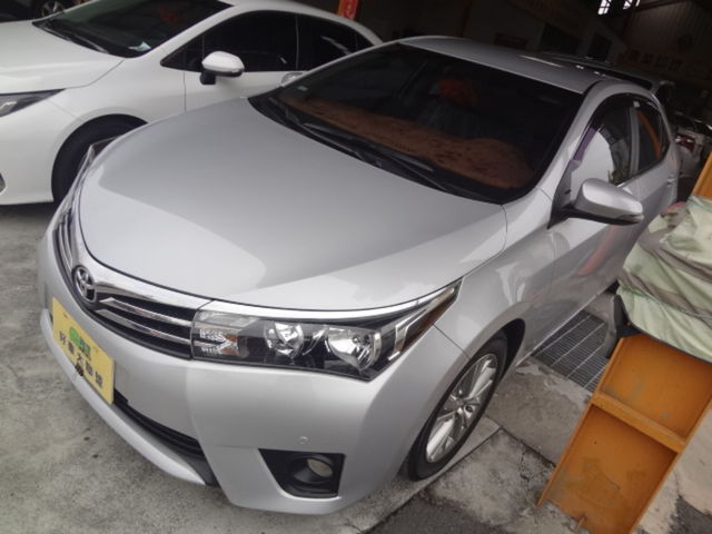 TOYOTA豐田 ALTIS  第1張相片