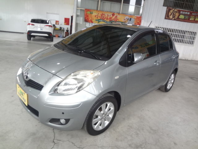 TOYOTA豐田 YARIS  第1張相片