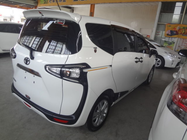 TOYOTA豐田 SIENTA  第2張相片