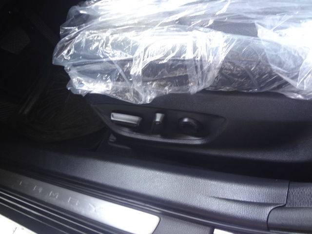 TOYOTA豐田 CAMRY  第7張相片