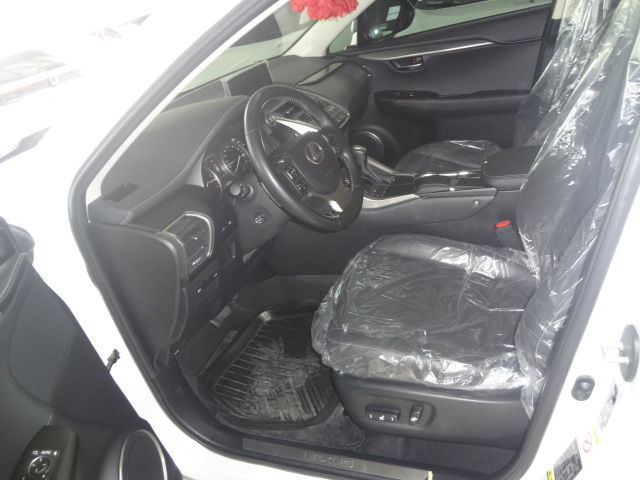 LEXUS凌志 NX200  第7張相片