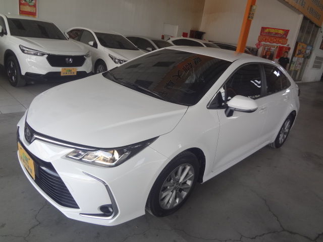 TOYOTA豐田 ALTIS  第1張相片