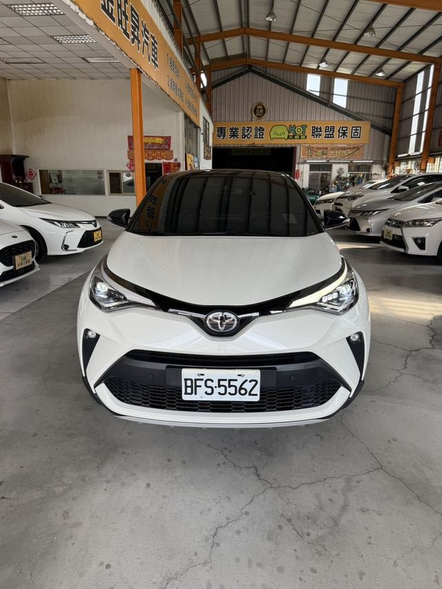 TOYOTA豐田 C-HR  第3張相片
