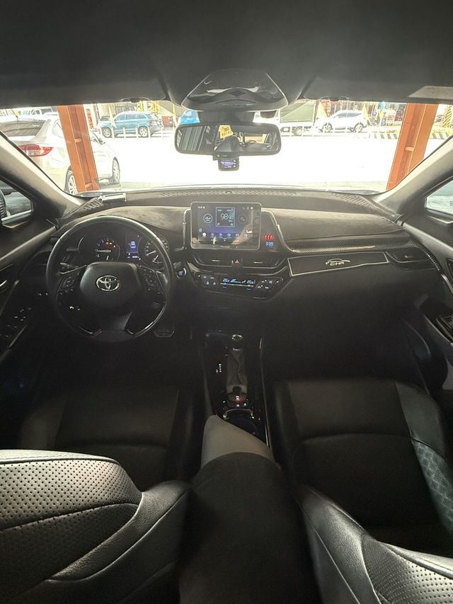 TOYOTA豐田 C-HR  第5張相片