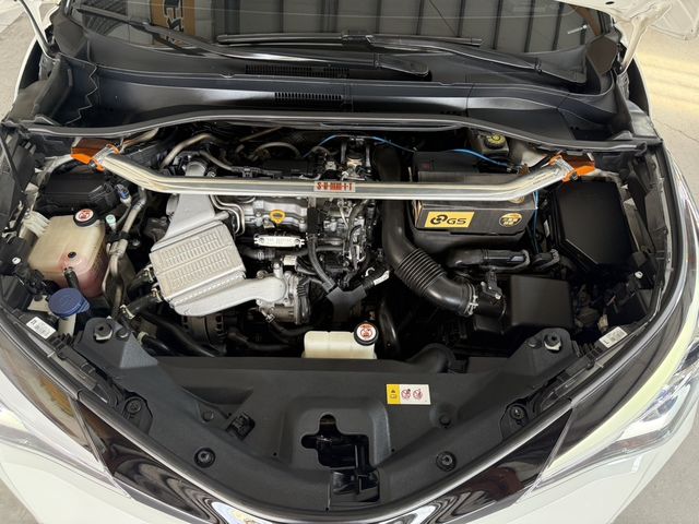 TOYOTA豐田 C-HR  第6張相片