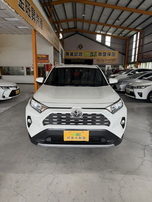 TOYOTA豐田 RAV4  第3張相片