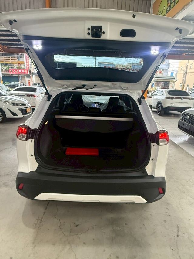 TOYOTA豐田 COROLLA CROSS  第9張相片
