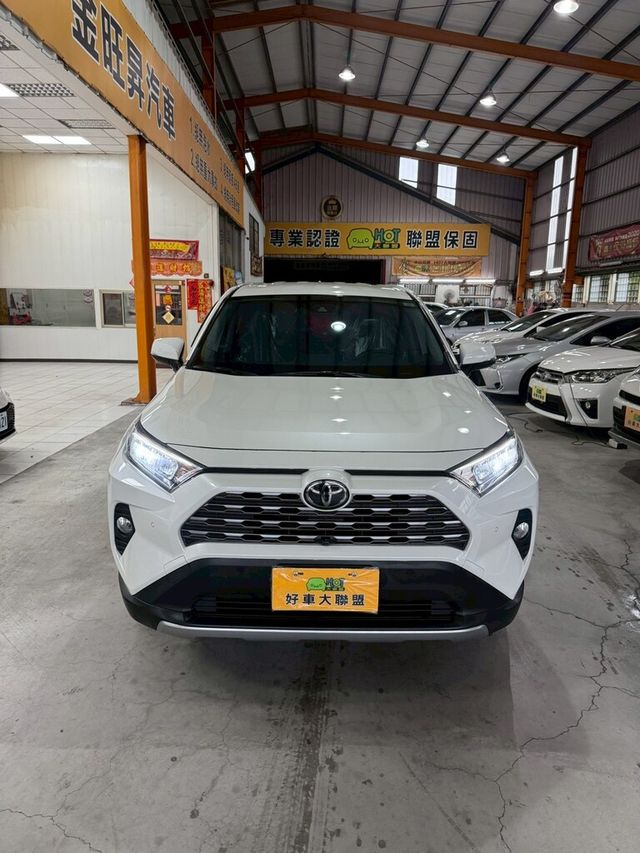 TOYOTA豐田 RAV4  第3張相片