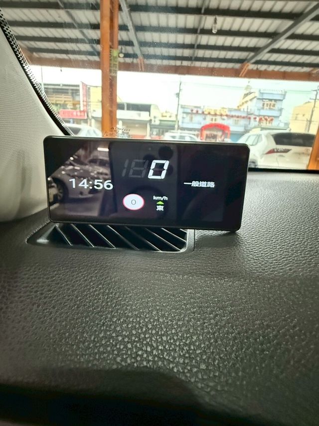 TOYOTA豐田 RAV4  第16張相片