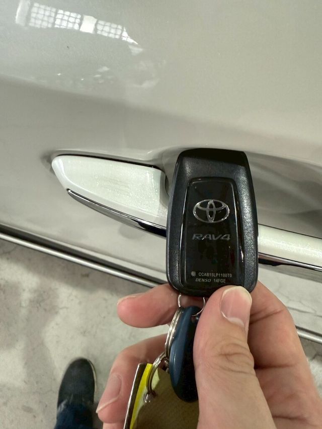 TOYOTA豐田 RAV4  第19張相片