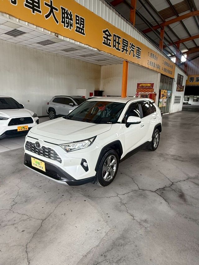 TOYOTA豐田 RAV4  第1張相片