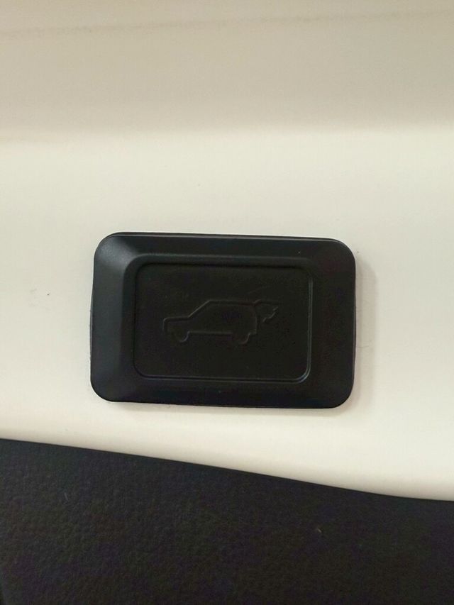 TOYOTA豐田 RAV4  第9張相片