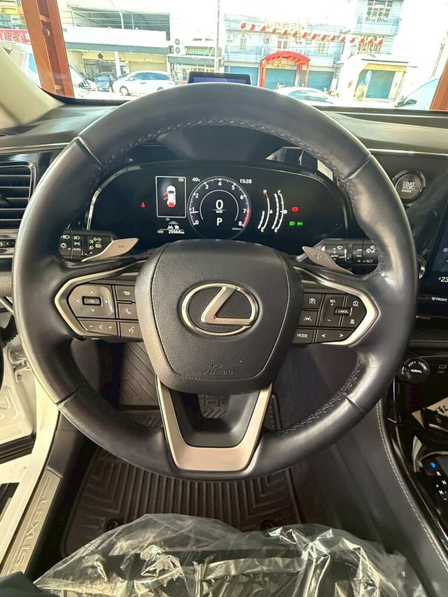LEXUS凌志 NX200  第13張相片