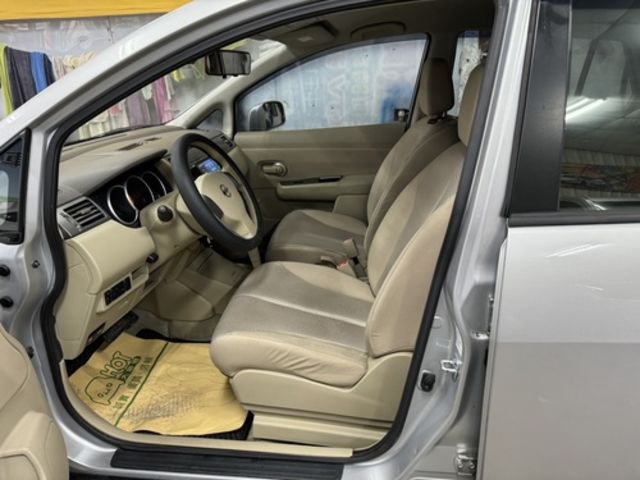 NISSAN日產 TIIDA  第9張相片